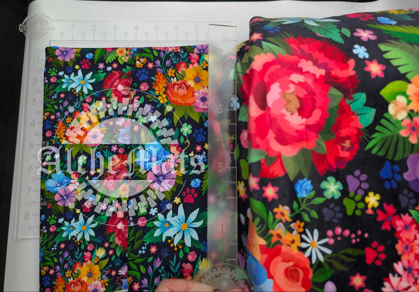 Preorder R30 VINYL/FABRIC Floral Paw Coordinate