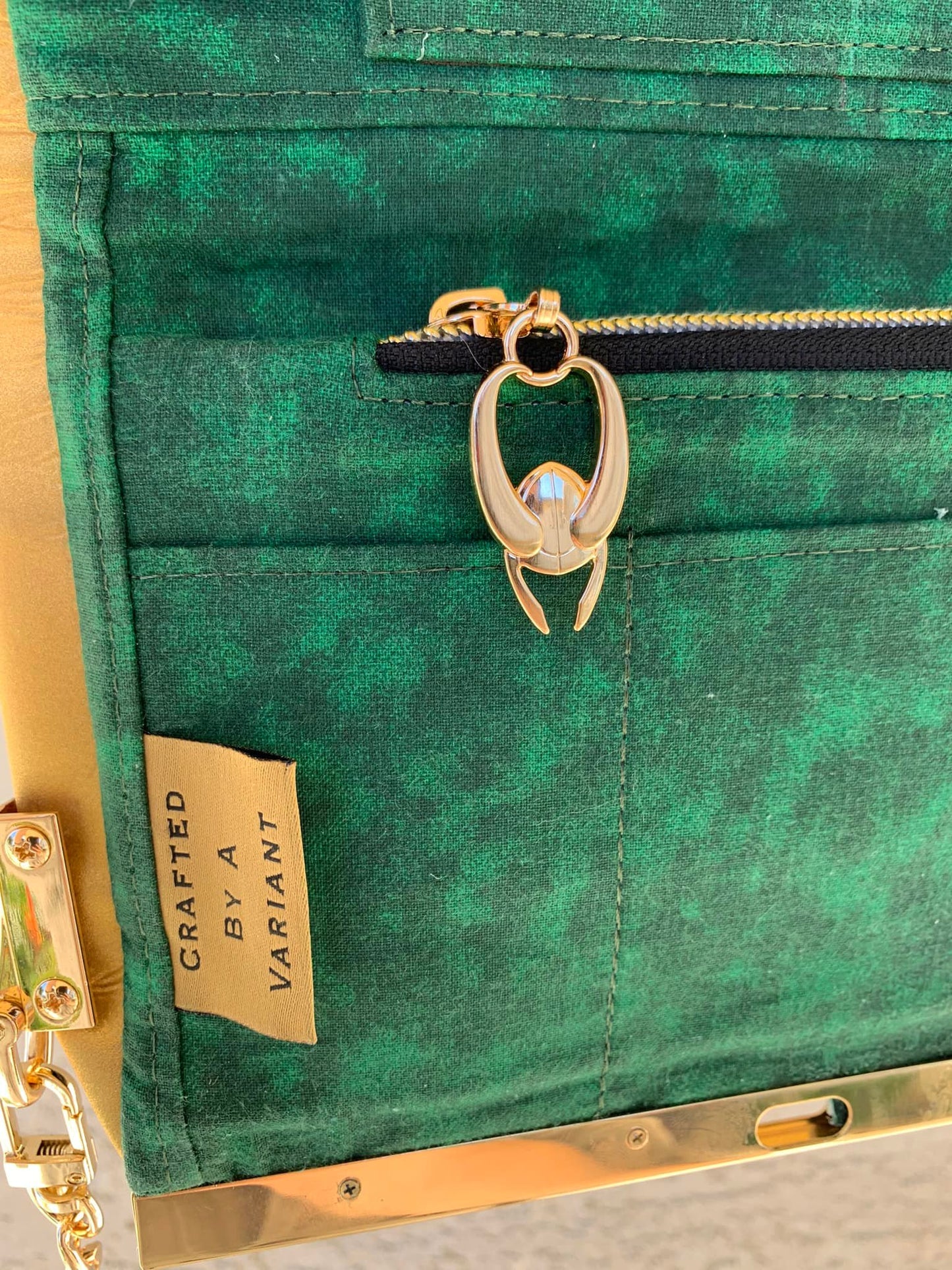 Retail Hardware Glorious #5 Zipper Pullo