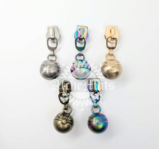 Retail Hardware 3D Greatest Catch Ball #5 Zipper Pull INDIVIDUAL