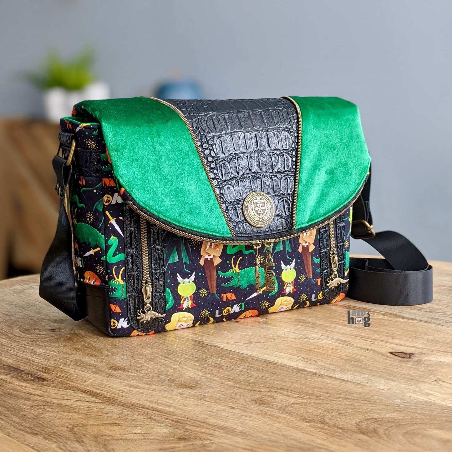 Preorder R30 FABRIC/VINYL Low Key
