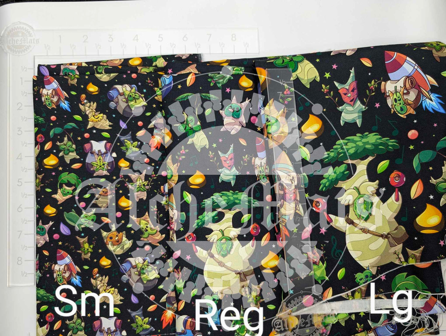 Preorder R30 FABRIC/VINYL Leaf Friends