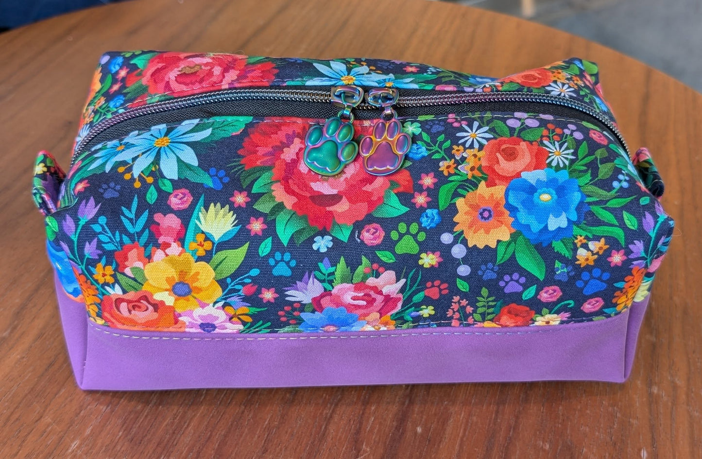Preorder R30 VINYL/FABRIC Floral Paw Coordinate
