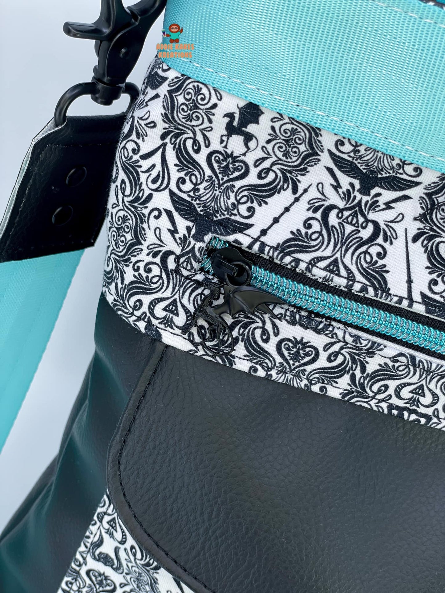 Preorder R30 FABRIC/VINYL HP Damask