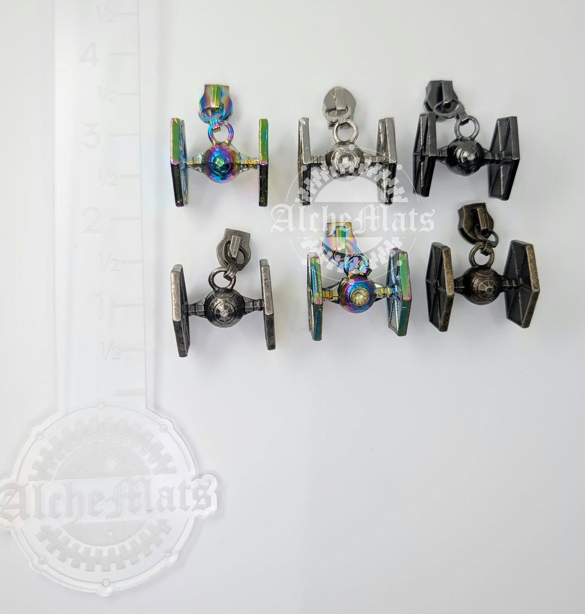 Retail Hardware 3D Fighter #5 Zipper Pull INDIVIDUAL