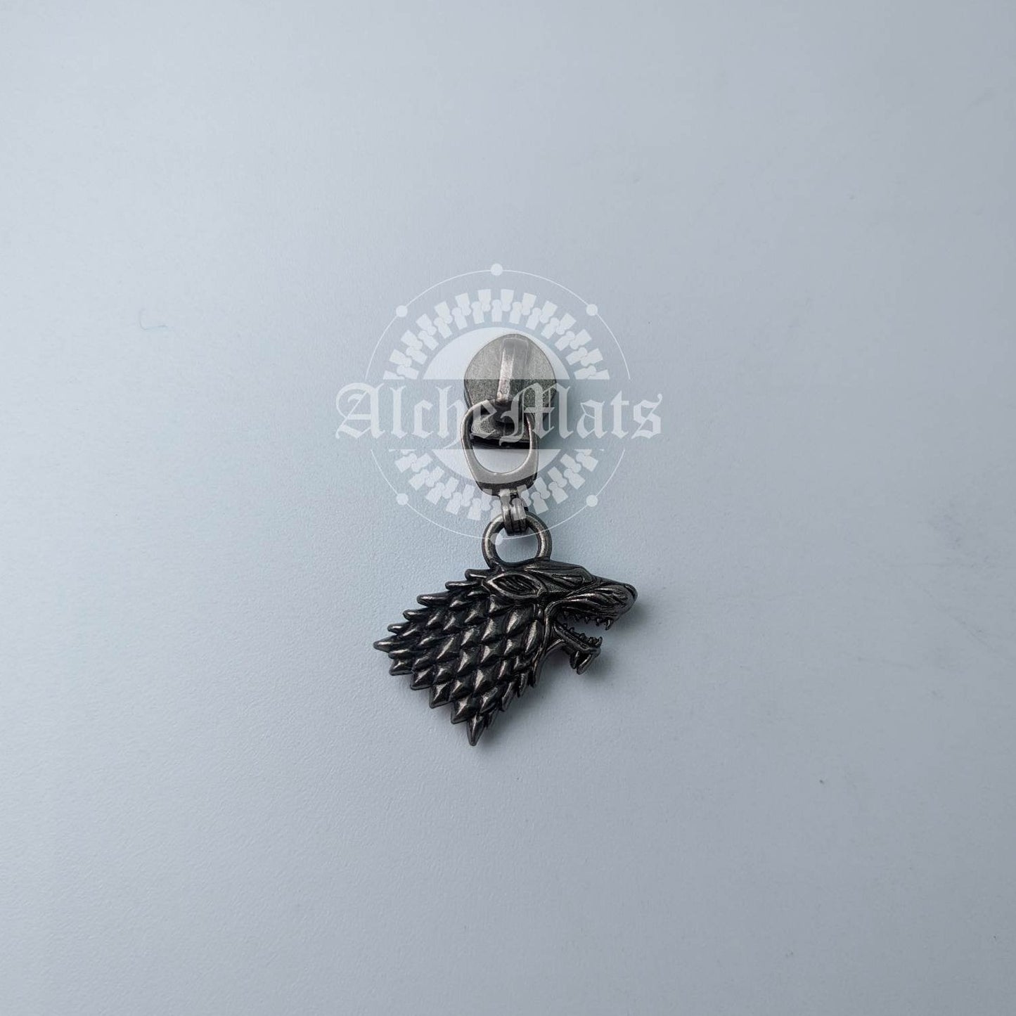 RETAIL Hardware Wolf Zipper Pull #5