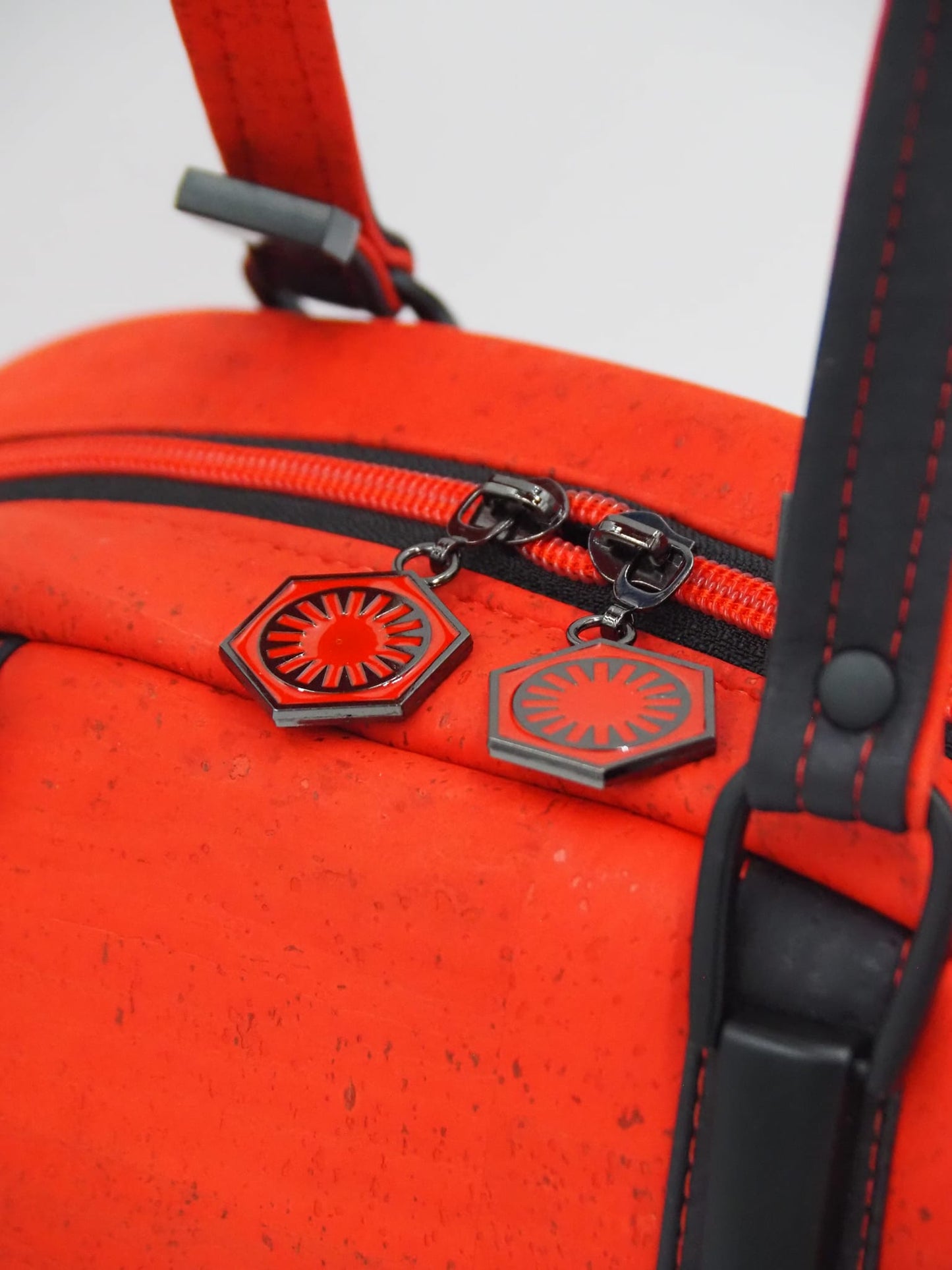 Retail Hardware First Oarder Enamel #5 Zipper Pull