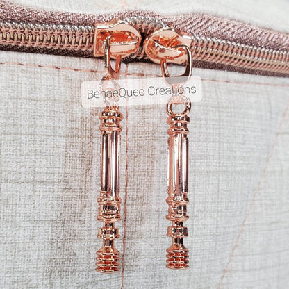 RETAIL Hardware 3D Princess Saber #5 Zipper Pull